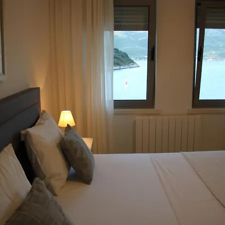 Appartement In With Sea View, Terrace, Wifi, Washing Machine