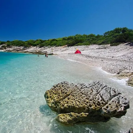 Appartement In With Sea View, Terrace, Wifi, Washing Machine Korčula