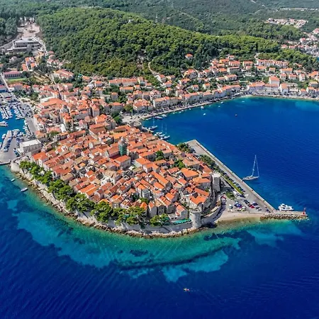 Lägenhet In With Sea View, Terrace, Wifi, Washing Machine Korčula
